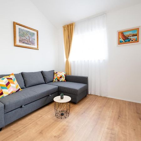 Apartments Piskulic Brodarica  Kültér fotó